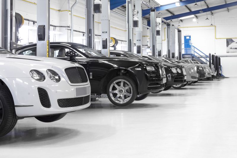 Modern Rolls-Royce and Bentley Servicing