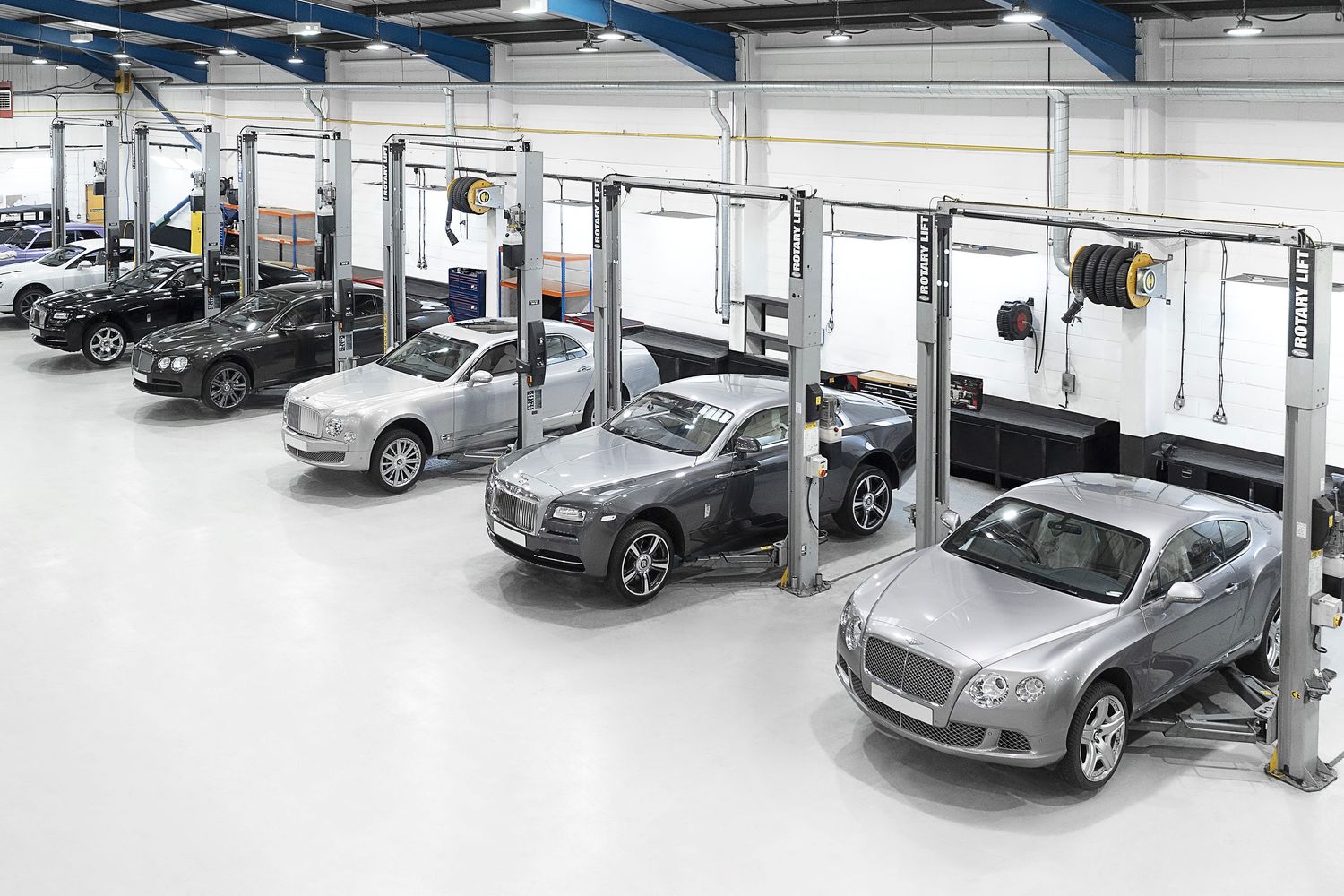 Modern Rolls-Royce and Bentley Servicing