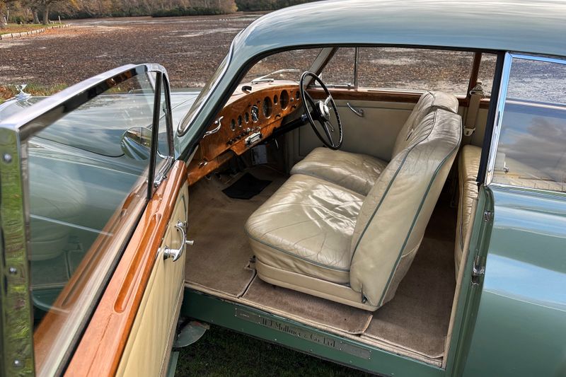 NEW ARRIVAL-1953 Bentley R Type Continental Fastback by H.J.Mulliner