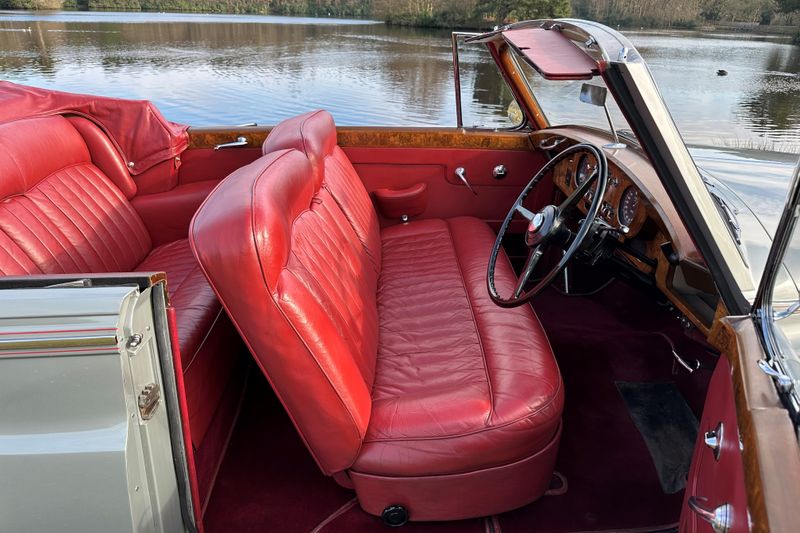 New Arrival-1959 Bentley S1 Drophead Coupe by H.J.Mulliner