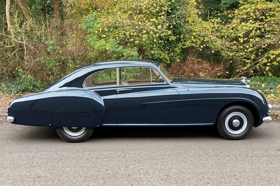 1953 Bentley R Type Continental
by H.J.Mulliner