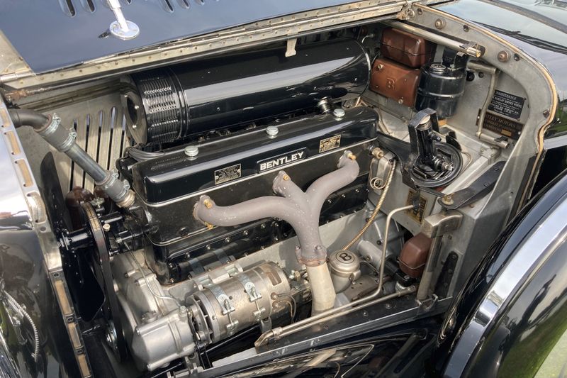 1937 Bentley 4 1/4 Litre by Hooper