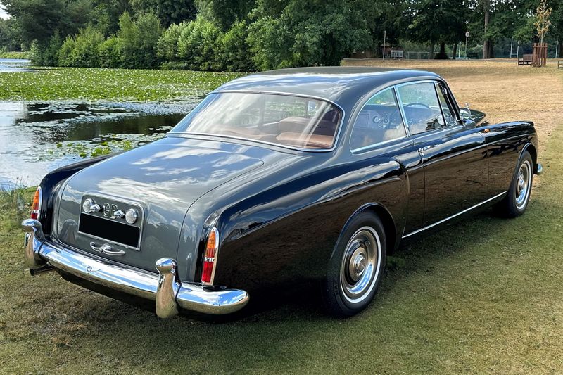 1961 Bentley S2 Continental by H.J.Mulliner