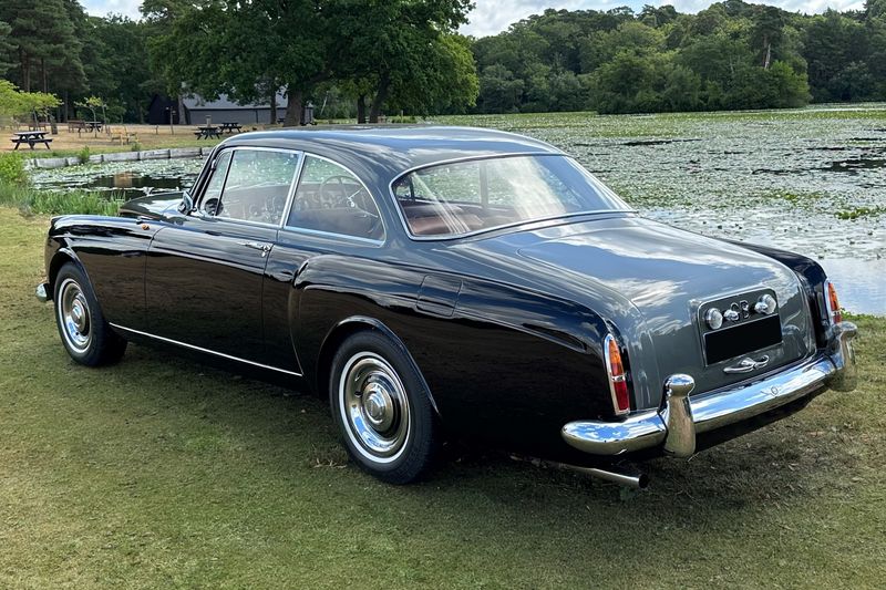 1961 Bentley S2 Continental by H.J.Mulliner