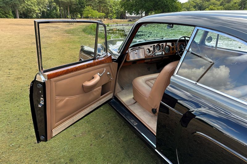 1961 Bentley S2 Continental by H.J.Mulliner