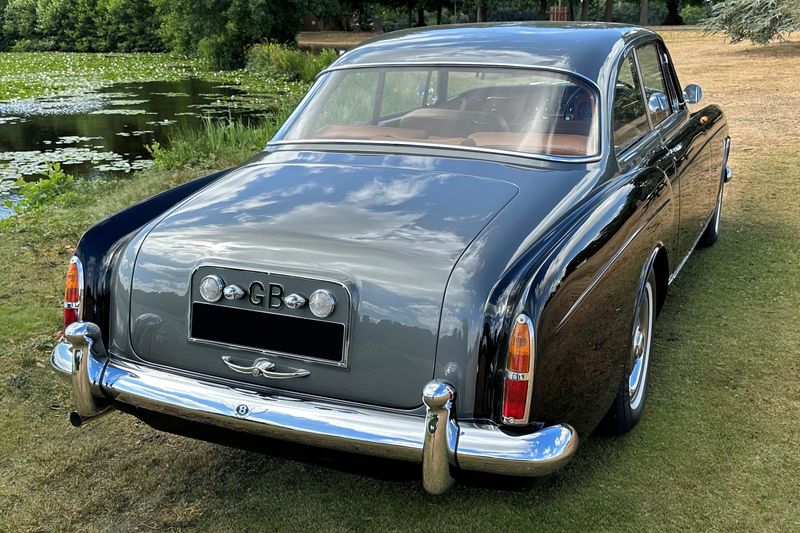 1961 Bentley S2 Continental by H.J.Mulliner