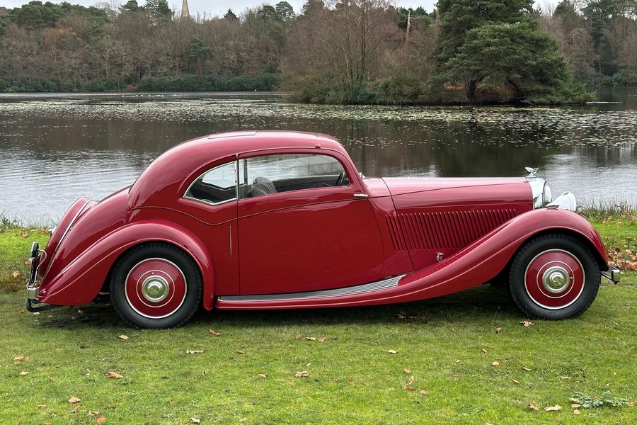 1935 Bentley 3 1/2 Litre
by Gurney Nutting