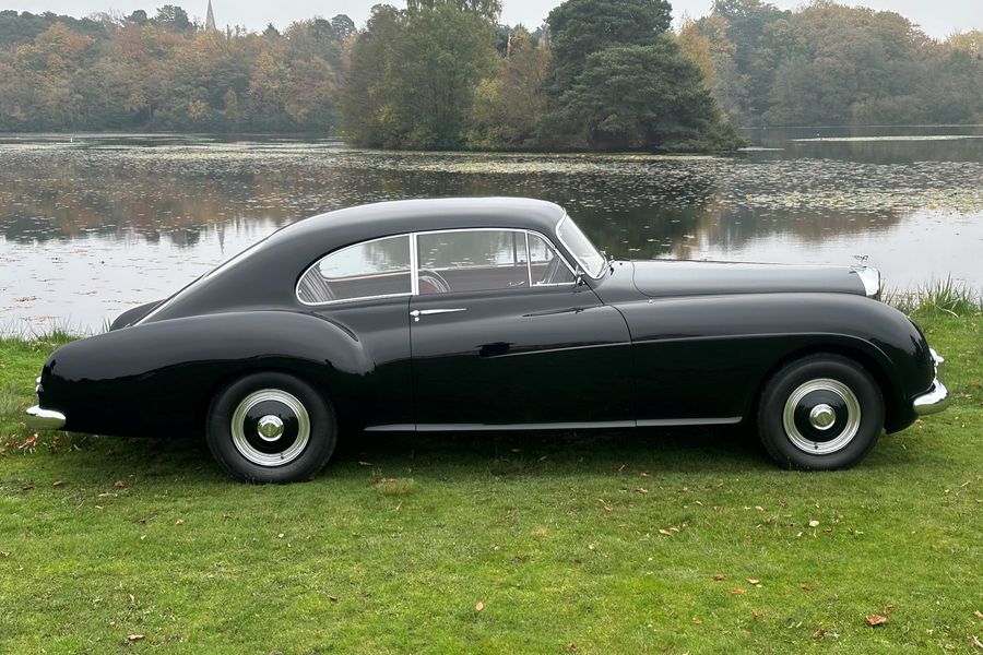 1953 Bentley R Type Continental
by H.J.Mulliner