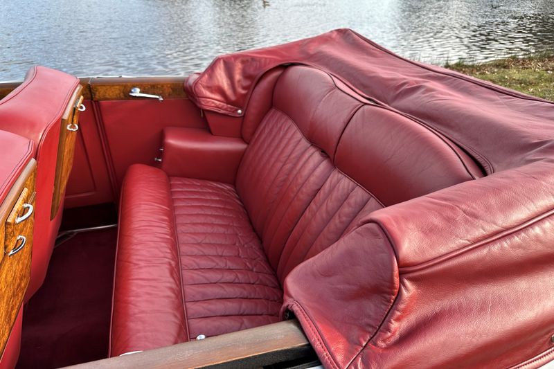 1959 Bentley S1 by H.J.Mulliner