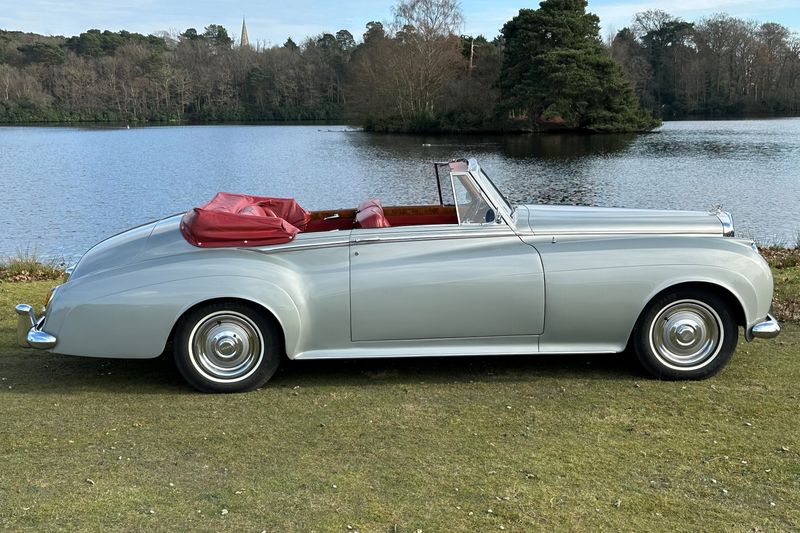 1959 Bentley S1 by H.J.Mulliner
