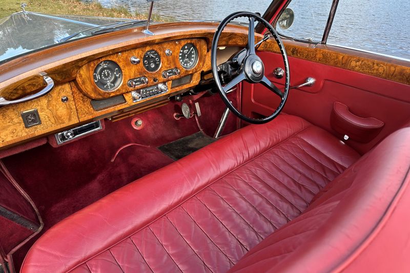1959 Bentley S1 by H.J.Mulliner