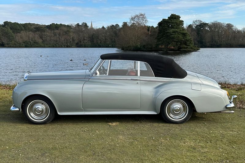 1959 Bentley S1 by H.J.Mulliner