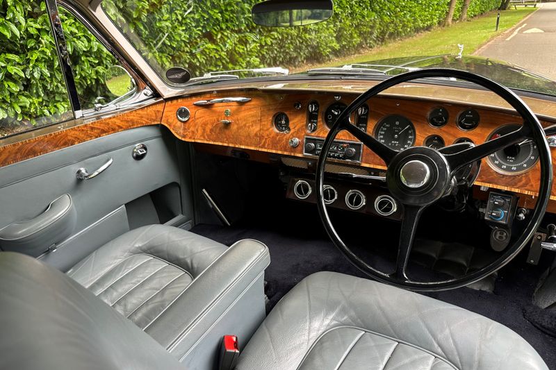 1965 Bentley S3 Continental by Mulliner/Park Ward