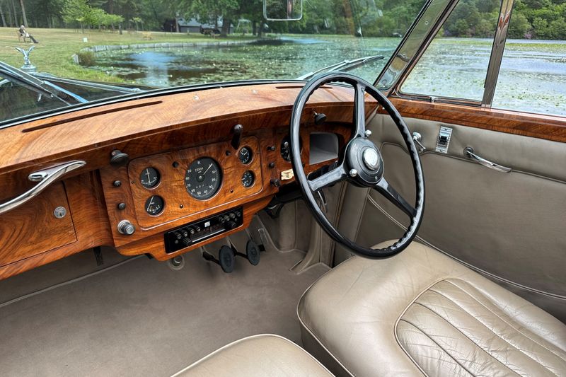 1950 Rolls-Royce Silver Wraith by Gurney Nutting