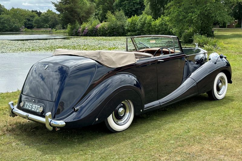 1950 Rolls-Royce Silver Wraith by Gurney Nutting