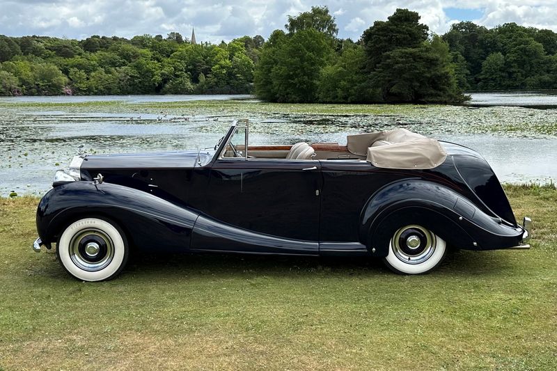 1950 Rolls-Royce Silver Wraith by Gurney Nutting