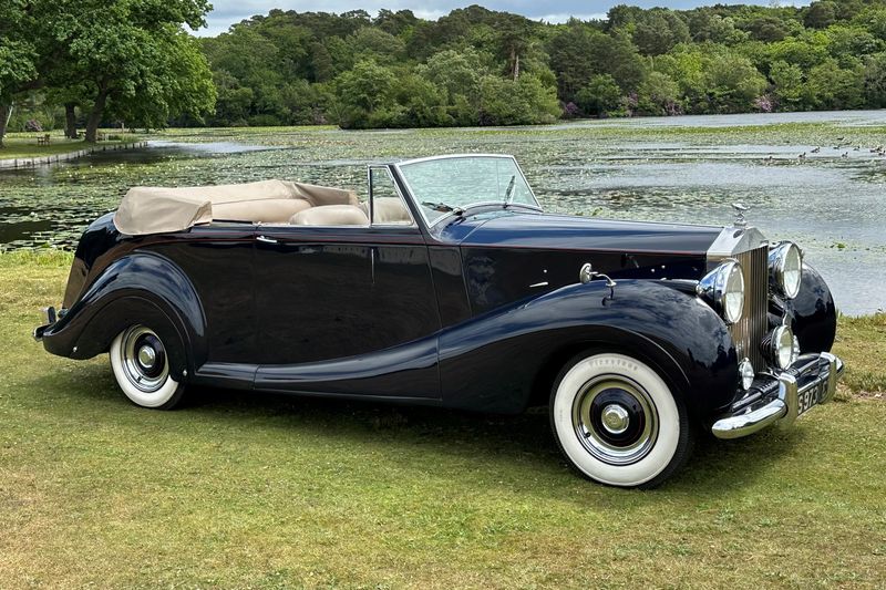 1950 Rolls-Royce Silver Wraith by Gurney Nutting