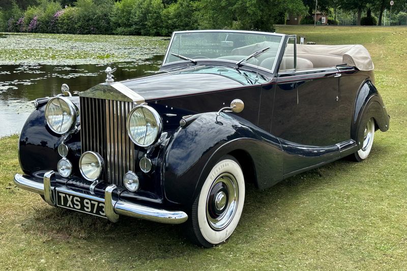 1950 Rolls-Royce Silver Wraith by Gurney Nutting