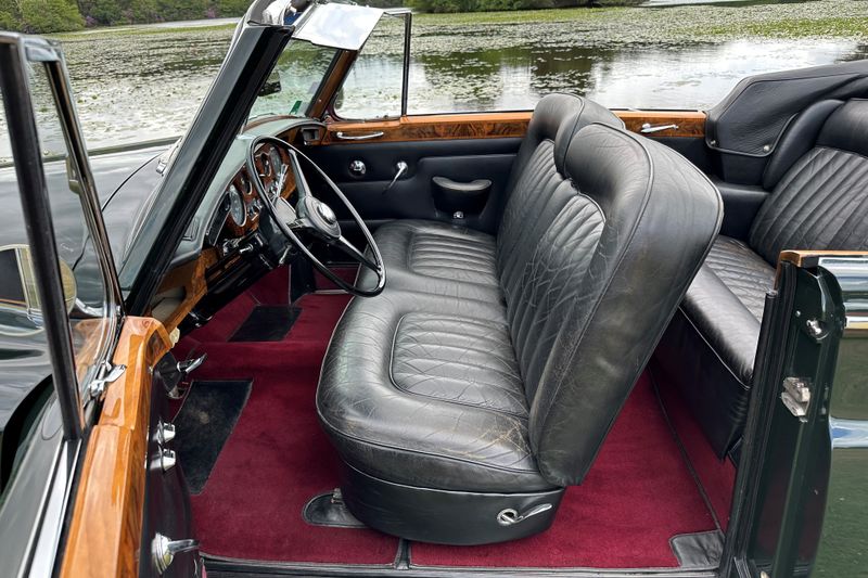 1963 Rolls-Royce Silver Cloud III by Mulliner/Park Ward (Left Hand Drive)