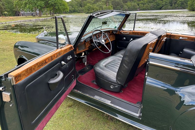 1963 Rolls-Royce Silver Cloud III by Mulliner/Park Ward (Left Hand Drive)