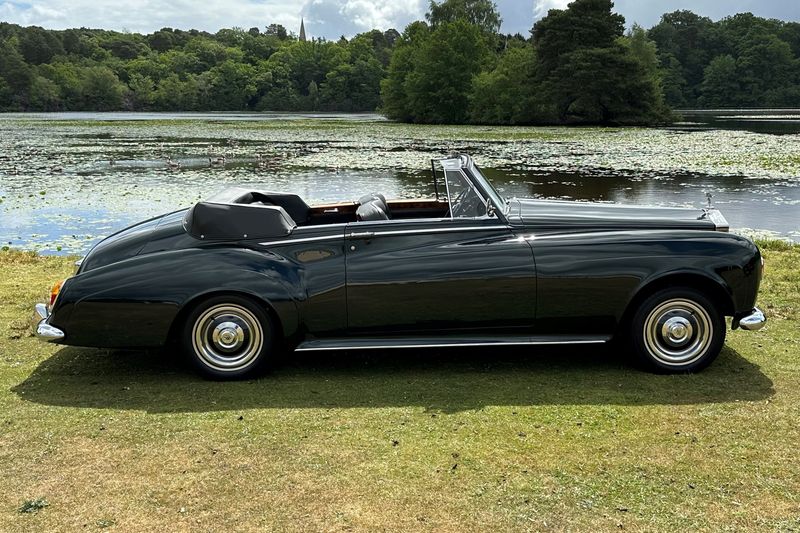 1963 Rolls-Royce Silver Cloud III by Mulliner/Park Ward (Left Hand Drive)