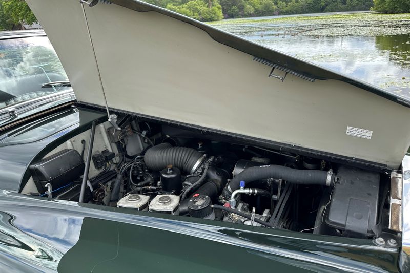 1963 Rolls-Royce Silver Cloud III by Mulliner/Park Ward (Left Hand Drive)