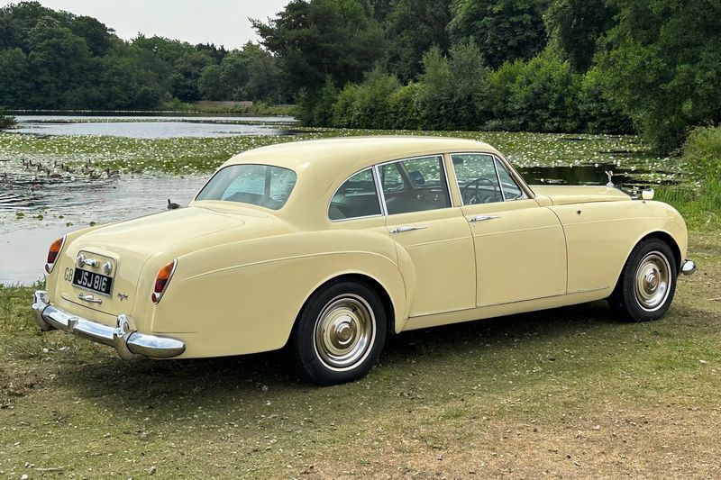 1964 Rolls-Royce Silver Cloud III by Mulliner/Park Ward