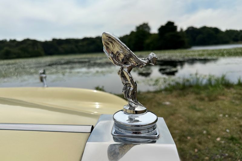 1964 Rolls-Royce Silver Cloud III by Mulliner/Park Ward