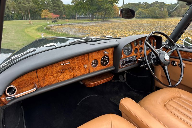 1965 Bentley S3 Continental by Mulliner/Park Ward
