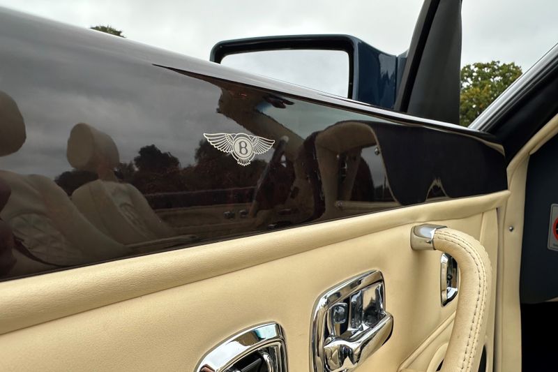 2003 Bentley Azure Mulliner Final Series Performance