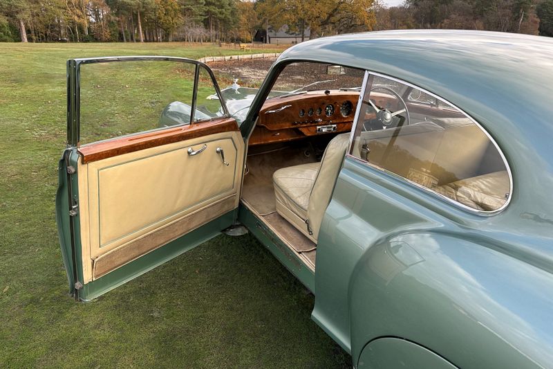1953 Bentley R Type Continental by H.J.Mulliner