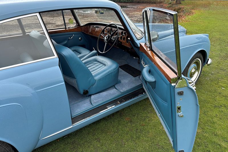 1961 Bentley S2 Continental by H.J.Mulliner