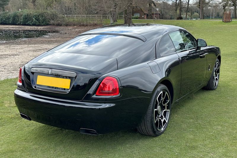 2017 Rolls-Royce Wraith (Black Badge)