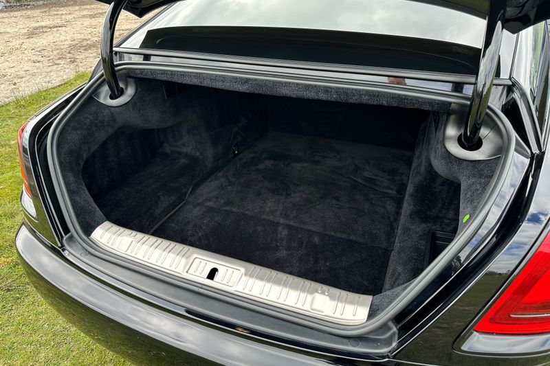 2017 Rolls-Royce Wraith (Black Badge)