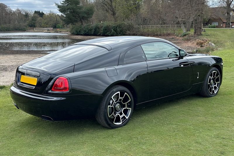2017 Rolls-Royce Wraith (Black Badge)