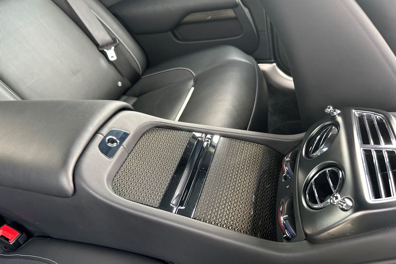 2017 Rolls-Royce Wraith (Black Badge)