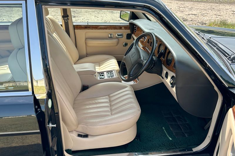 1997 Rolls-Royce Silver Dawn
