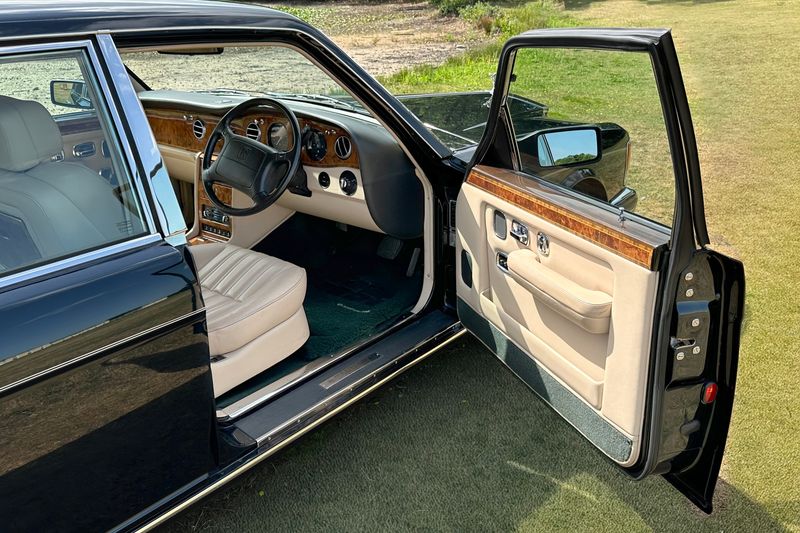 1997 Rolls-Royce Silver Dawn