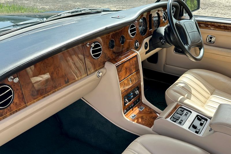 1997 Rolls-Royce Silver Dawn