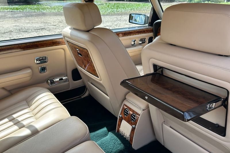 1997 Rolls-Royce Silver Dawn