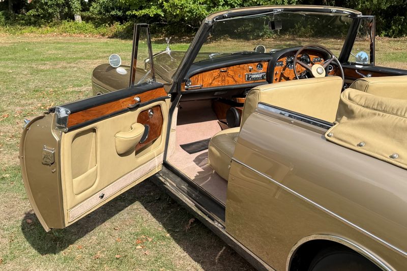 1965 Rolls-Royce Silver Cloud III by Mulliner/Park Ward