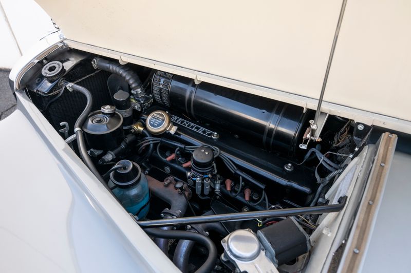 1958 Bentley S1 by H.J.Mulliner (Left Hand Drive)