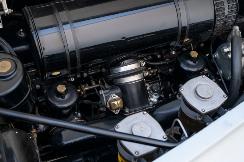 1958 Bentley S1 by H.J.Mulliner (Left Hand Drive)