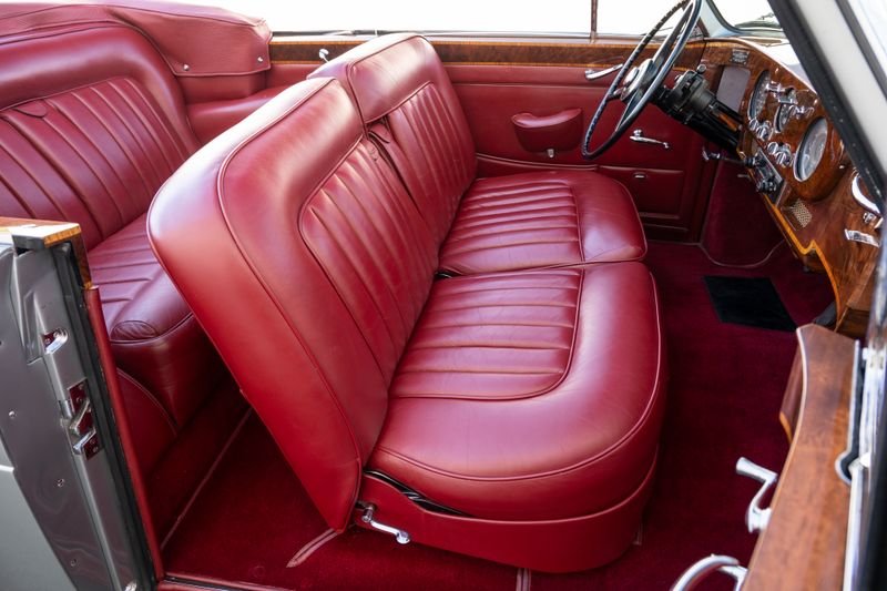 1958 Bentley S1 by H.J.Mulliner (Left Hand Drive)