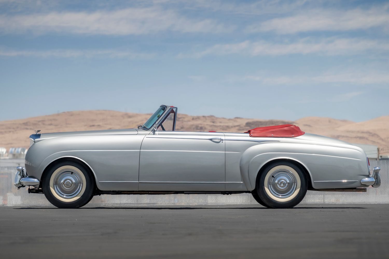 1958 Bentley S1 by H.J.Mulliner (Left Hand Drive)