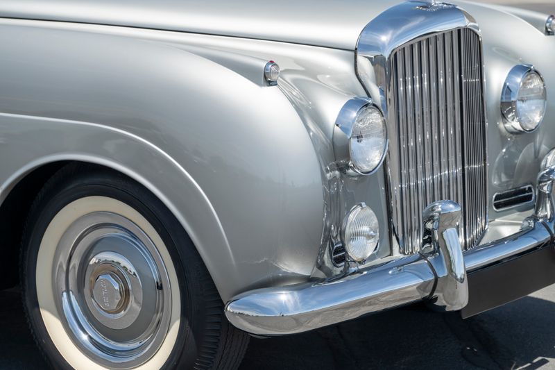 1958 Bentley S1 by H.J.Mulliner (Left Hand Drive)