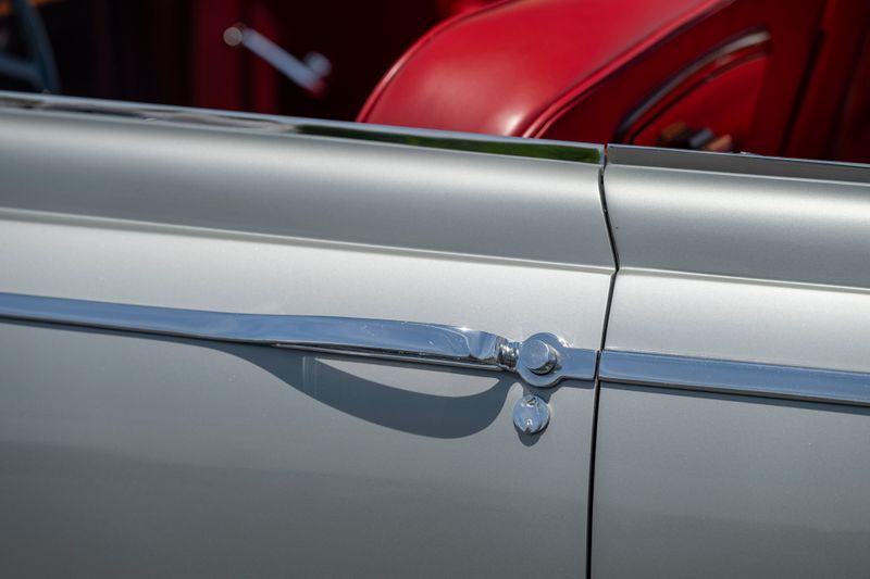 1958 Bentley S1 by H.J.Mulliner (Left Hand Drive)