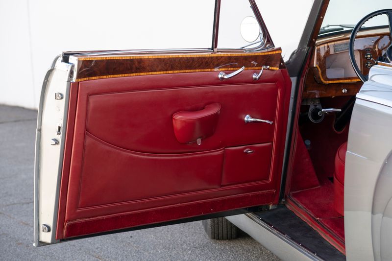 1958 Bentley S1 by H.J.Mulliner (Left Hand Drive)