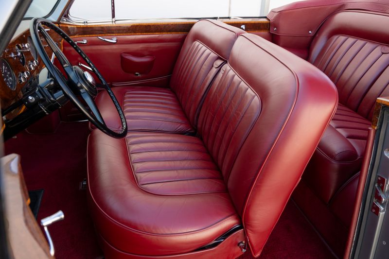 1958 Bentley S1 by H.J.Mulliner (Left Hand Drive)