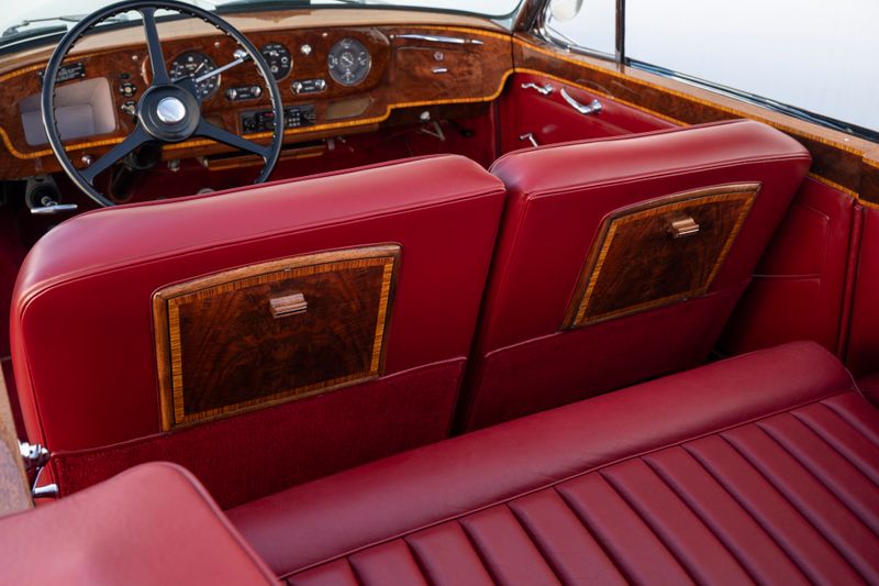 1958 Bentley S1 by H.J.Mulliner (Left Hand Drive)